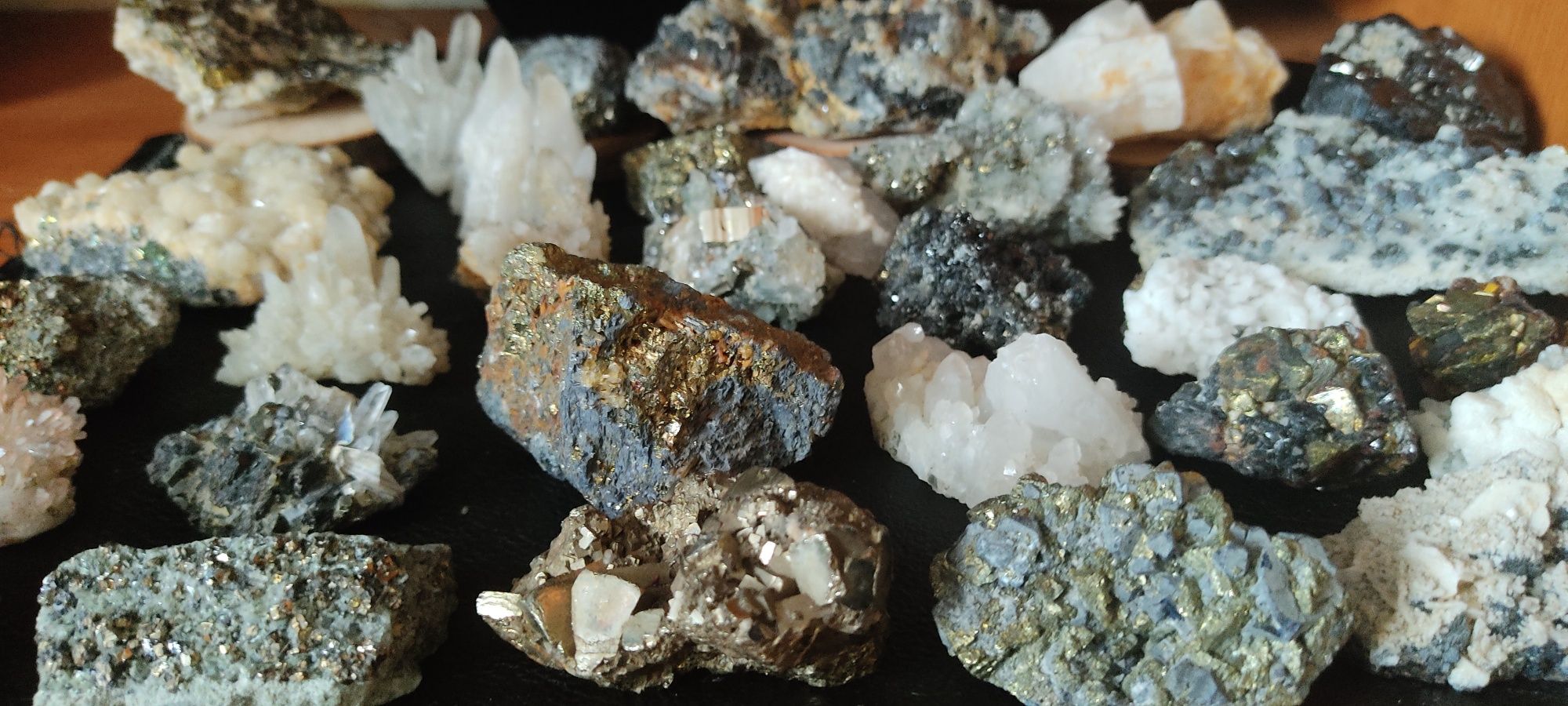 Pietre flori de mină ,minerale fosile