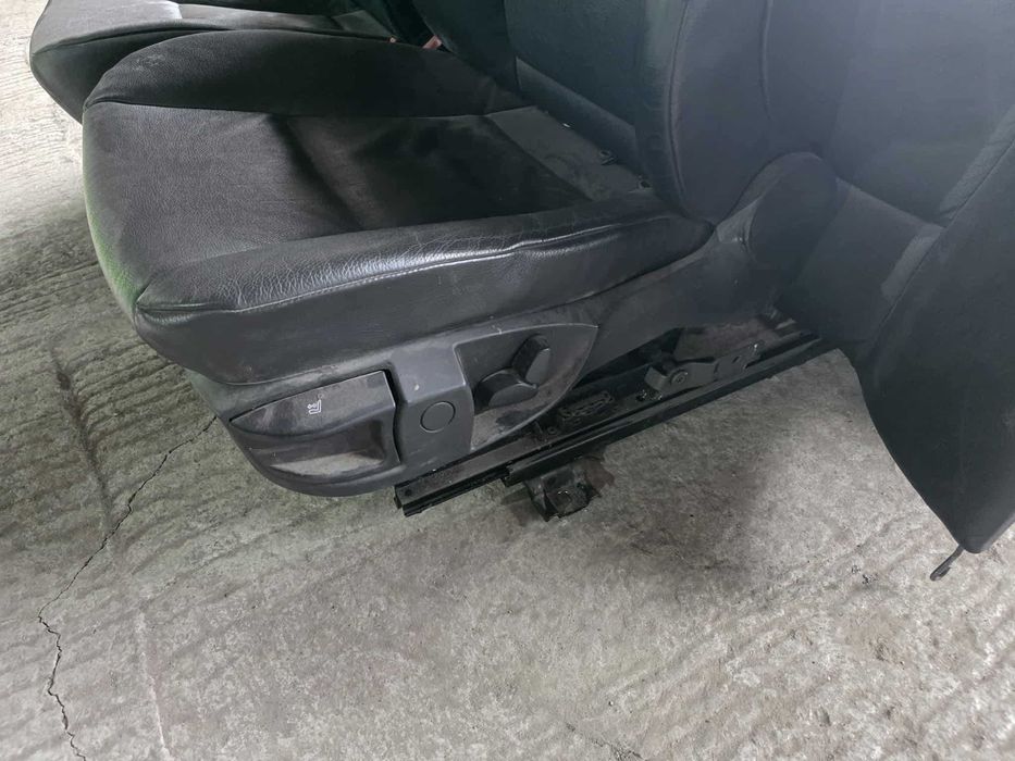 Кожен салон BMW E60