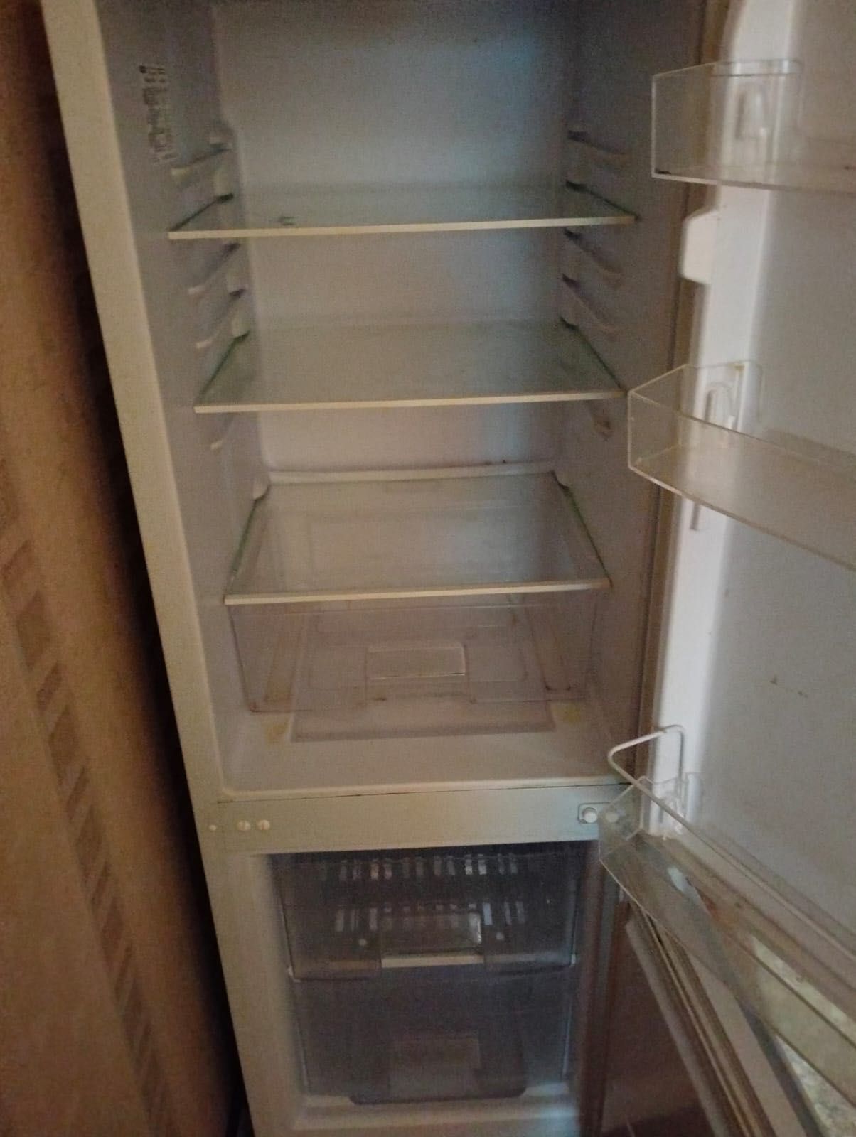 Хочу продать холодильник