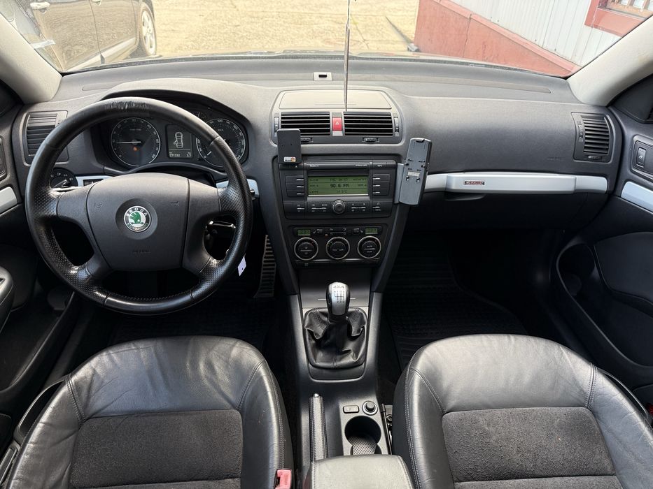 Skoda Octavia Scout 4x4 2.0 DIESEL 11.2007 ^piele^senzori^+roti iarna