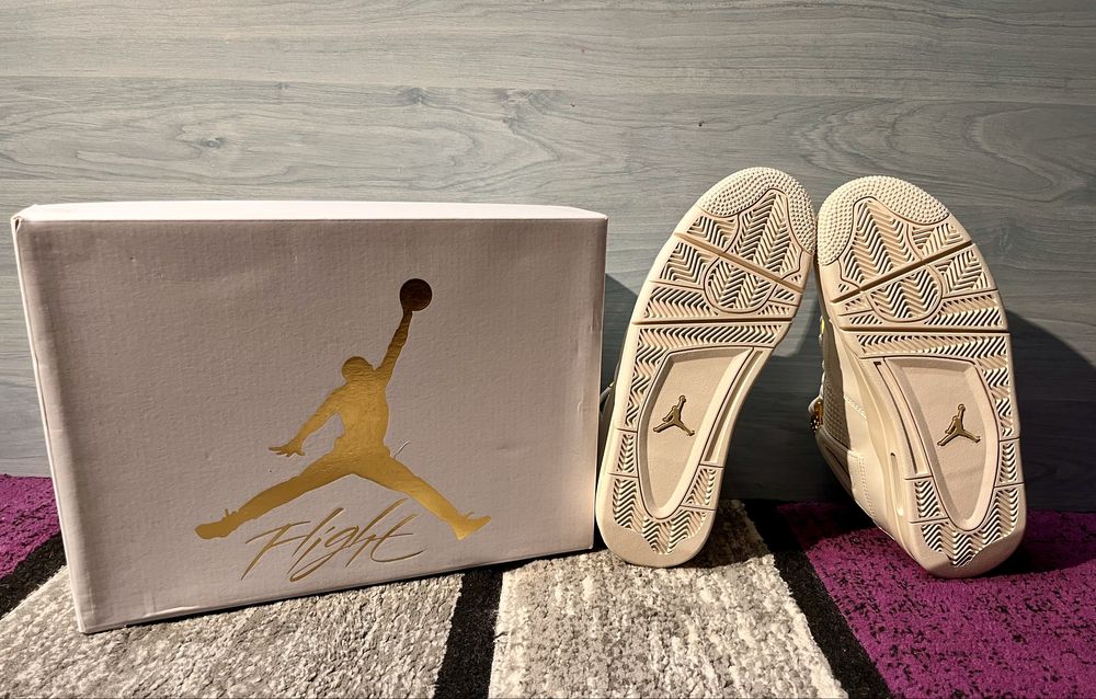 Jordan 4 Sail Metalic Gold