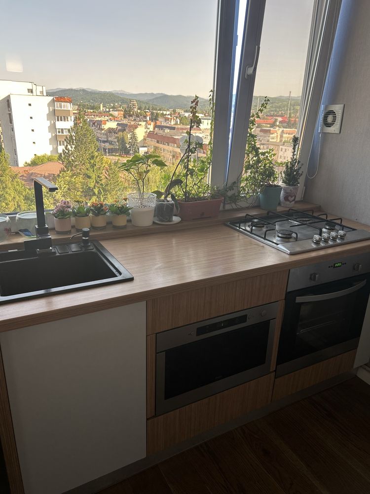 Vand apartament cu 2 camere ultracentral