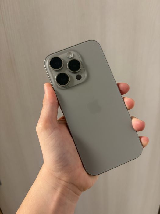 Iphone 15 pro - Garantie emag