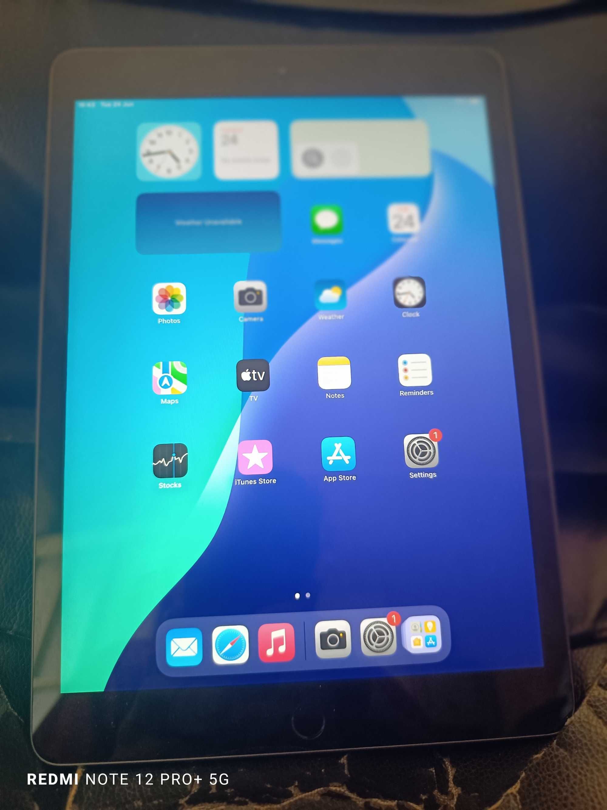 Продавам Ipad 8 128 ГБ