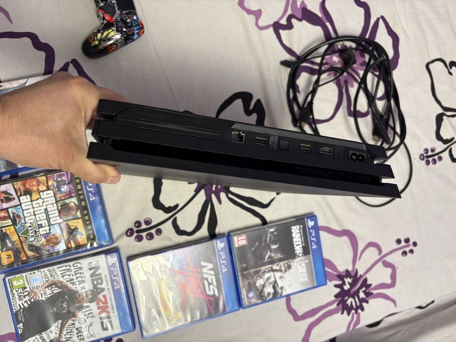 Playstation 4 pro cu jocuri