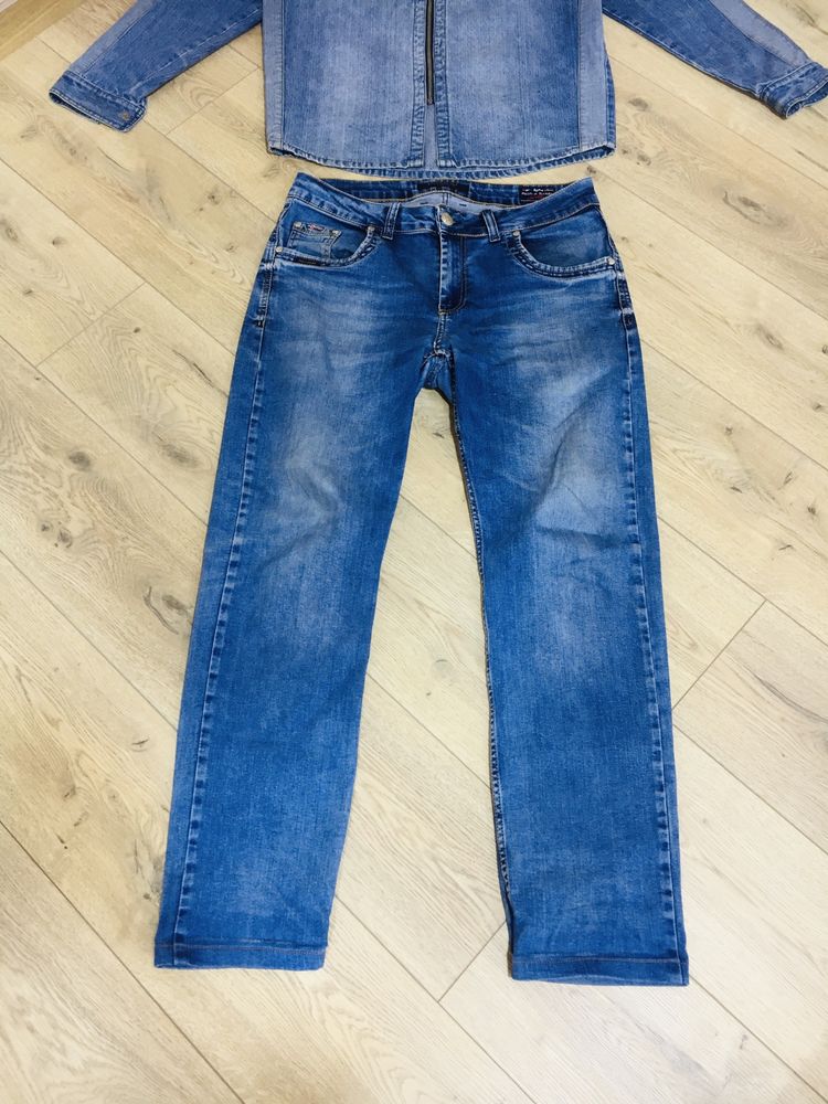 Джинсовая фирменная куртка BERSHKA фирменные джинсы Paul & Shark