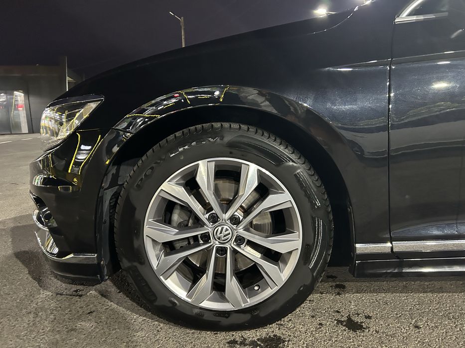 Vand Volkswagen Passat R LINE B8