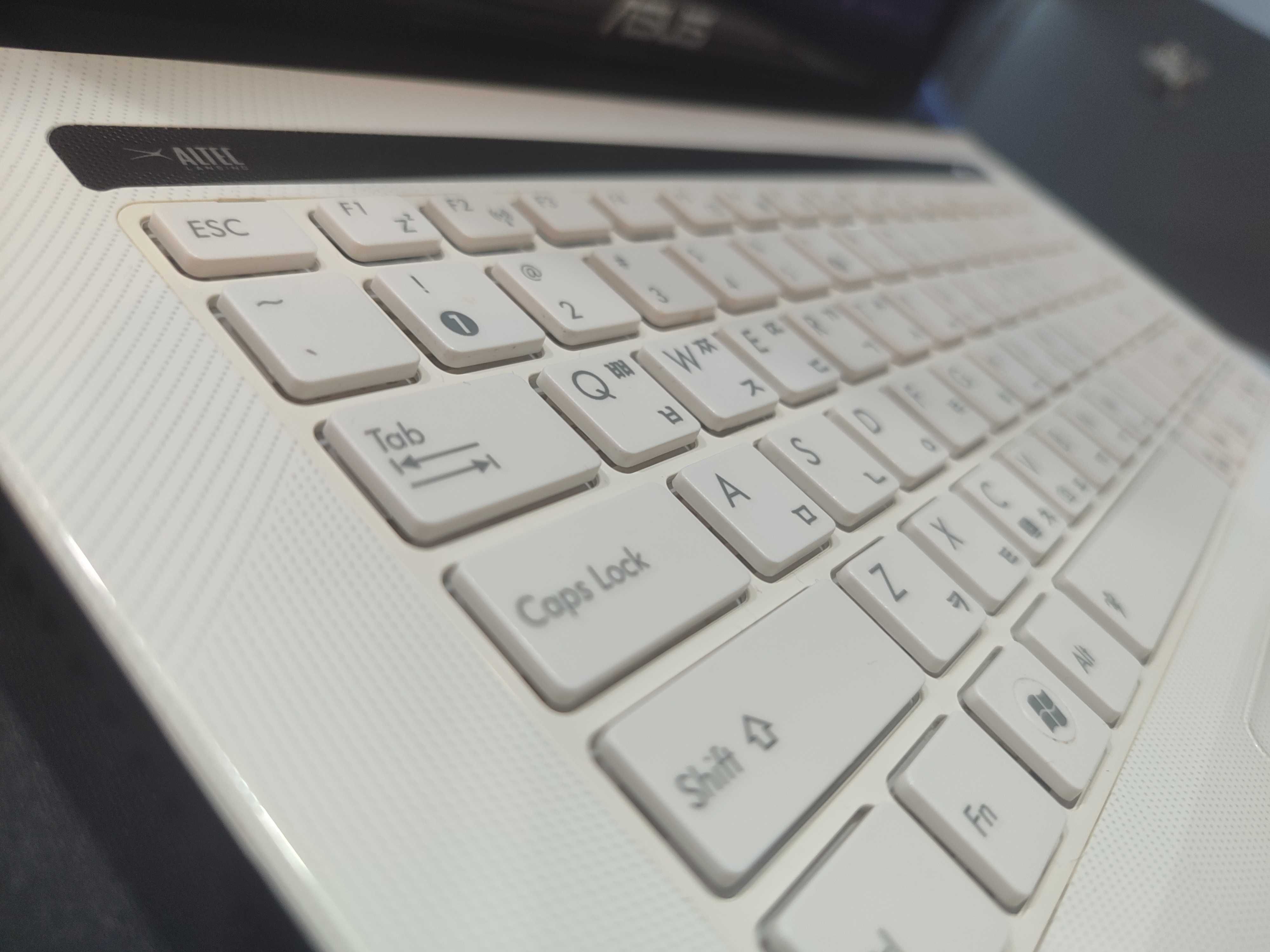 Ноутбук офисный ASUS Intel core i5-2450M