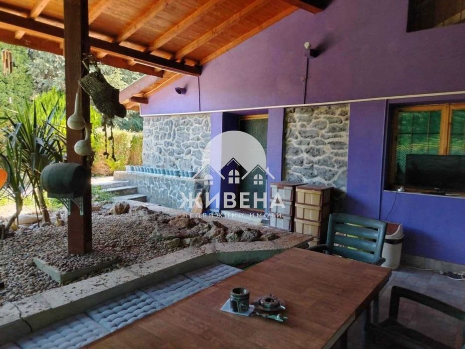 Продава обзаведена къща в с.Котленци, обл. Добрич