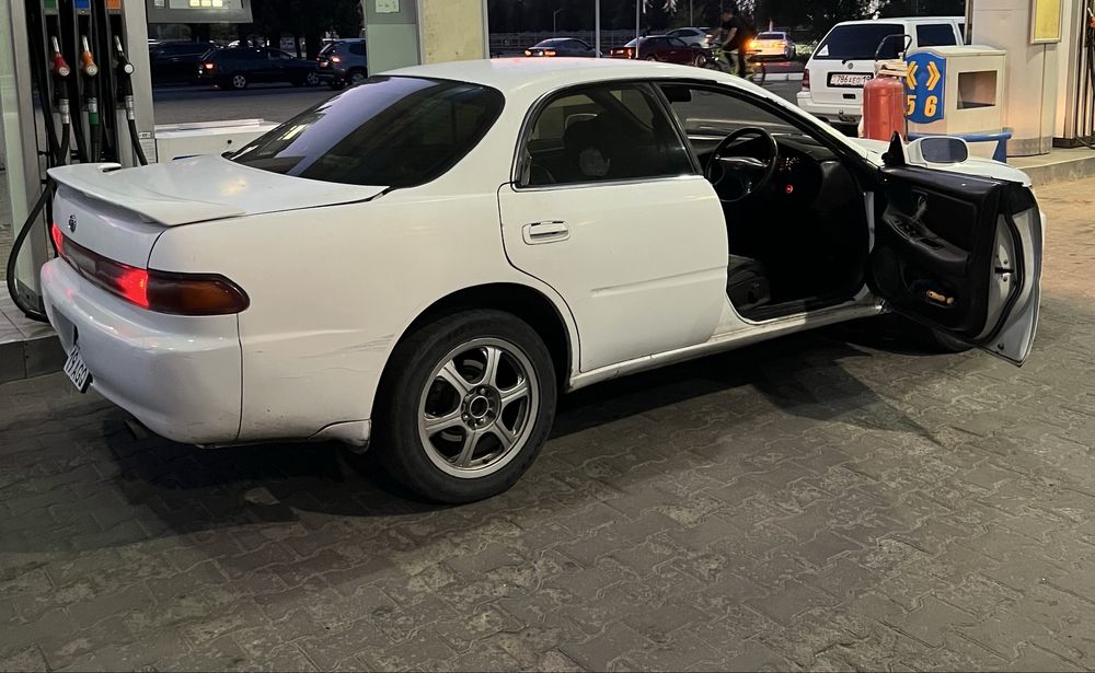 Тойота карина ед