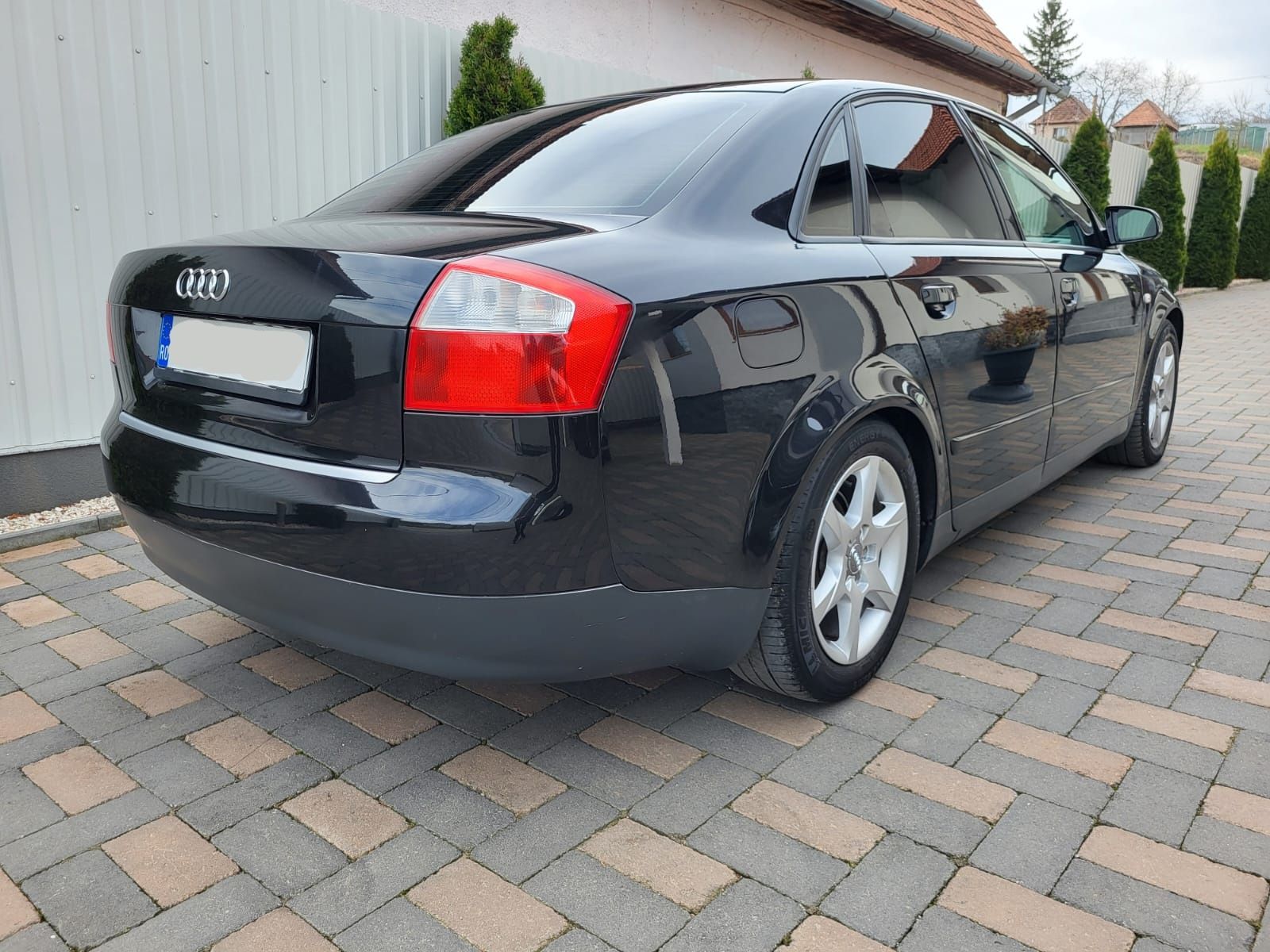 Audi A4 1.9tdi 131cp AVX 2002