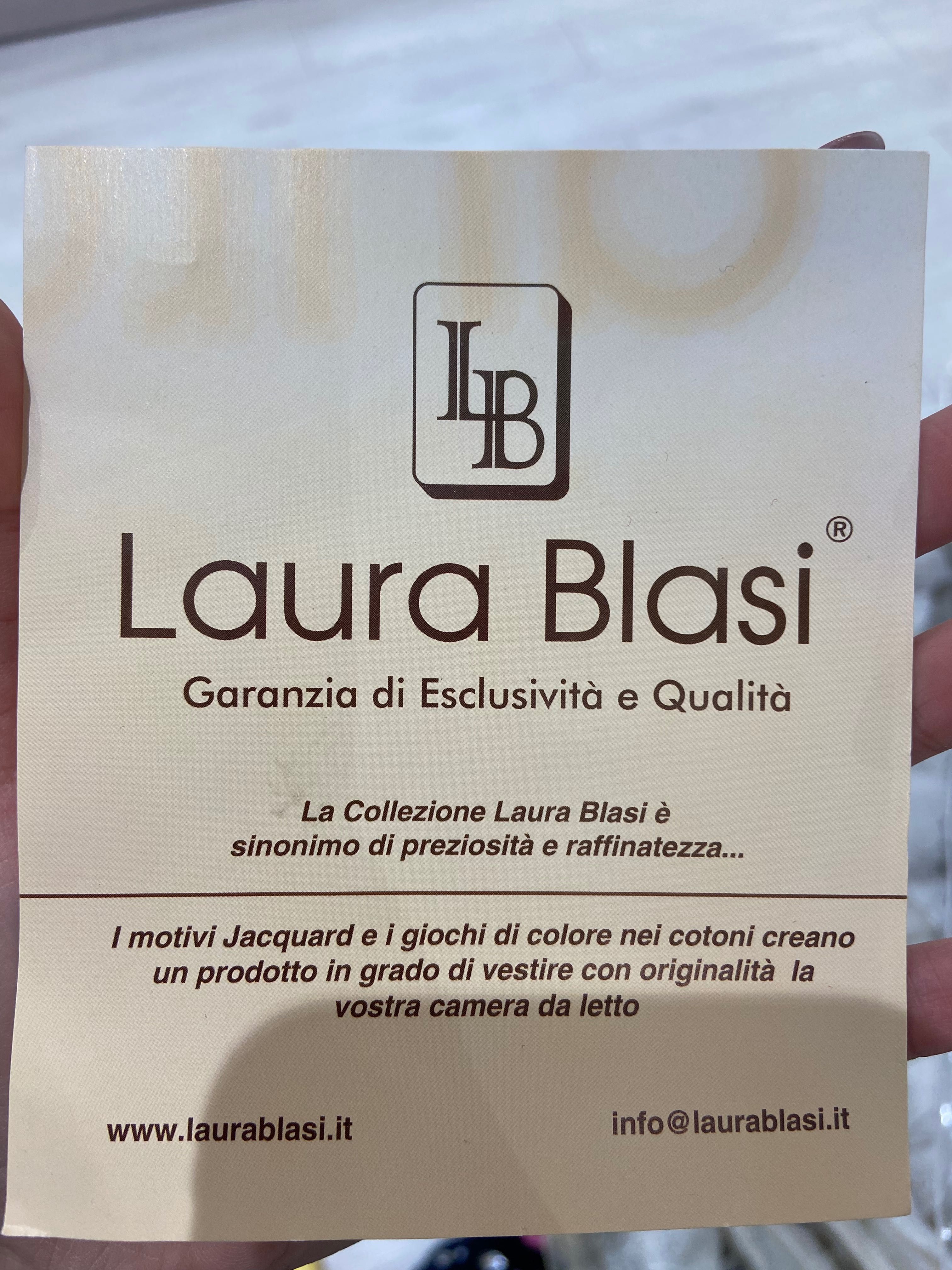 Луксозно италианско покривало за спалня Laura Blasi