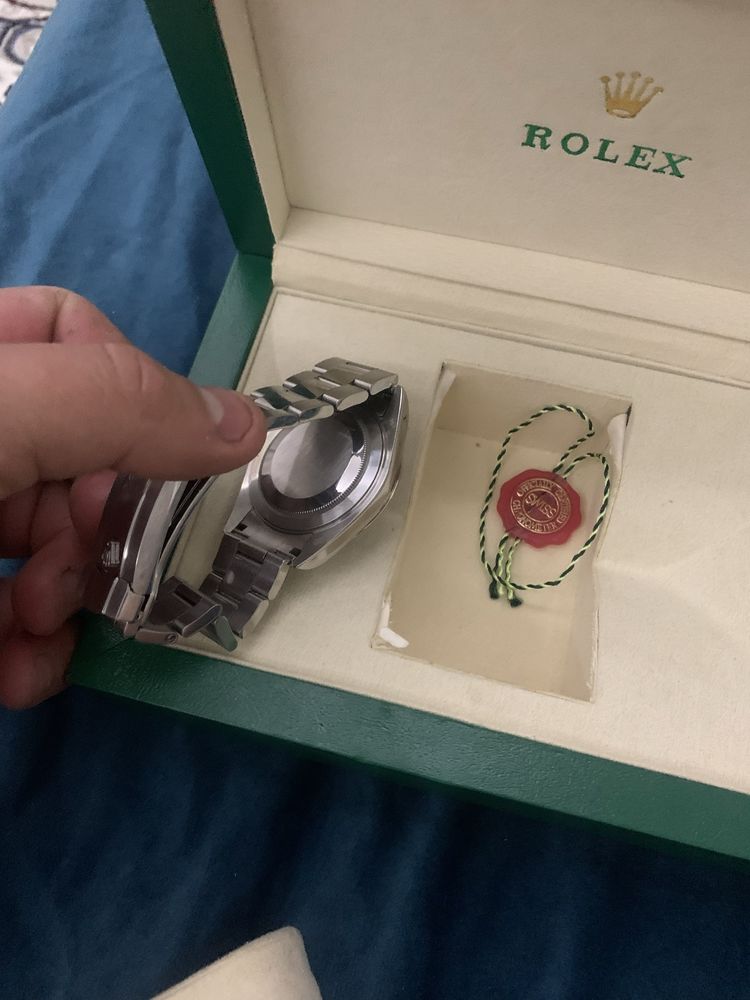 Обсалютно новые часы rolex