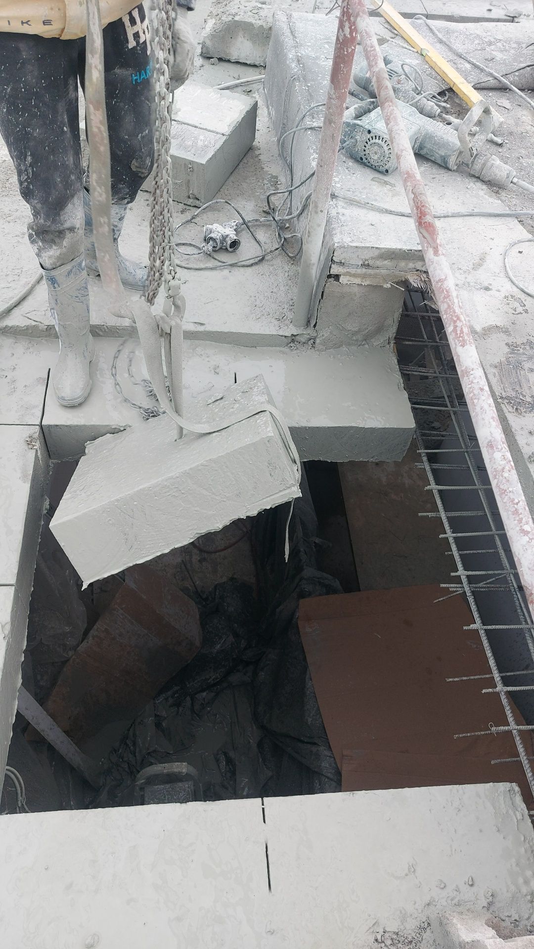 FARA PRAF demolari pereti decupare taiere beton armat carotare gauri