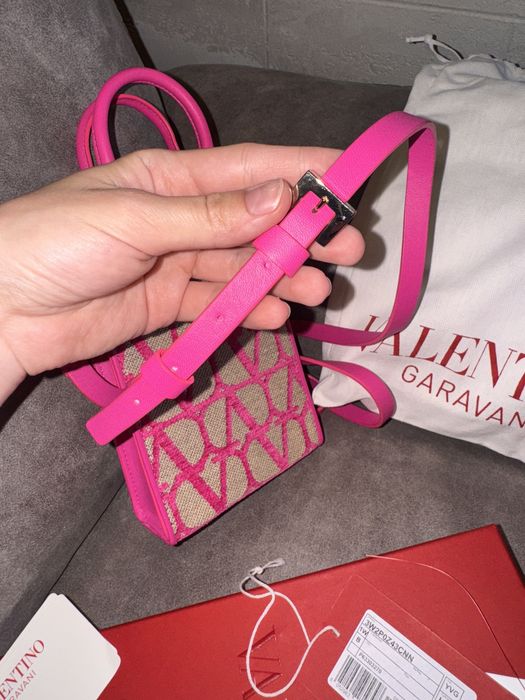 Нова оригинална чанта Valentino Garavani