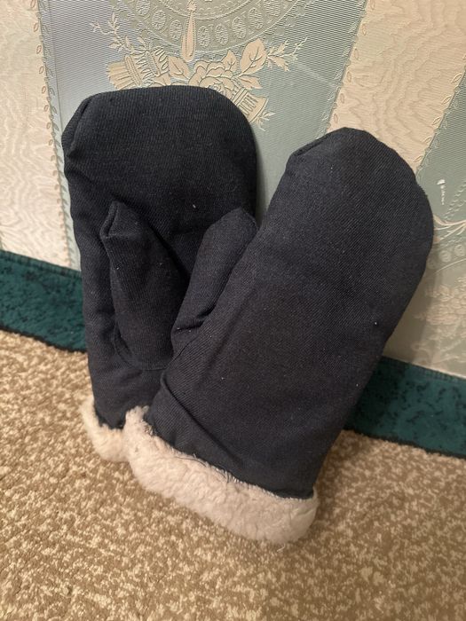 Продам мужские варежки