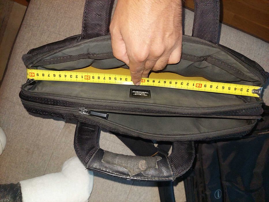 Чанти за лаптоп на DELL и Targus