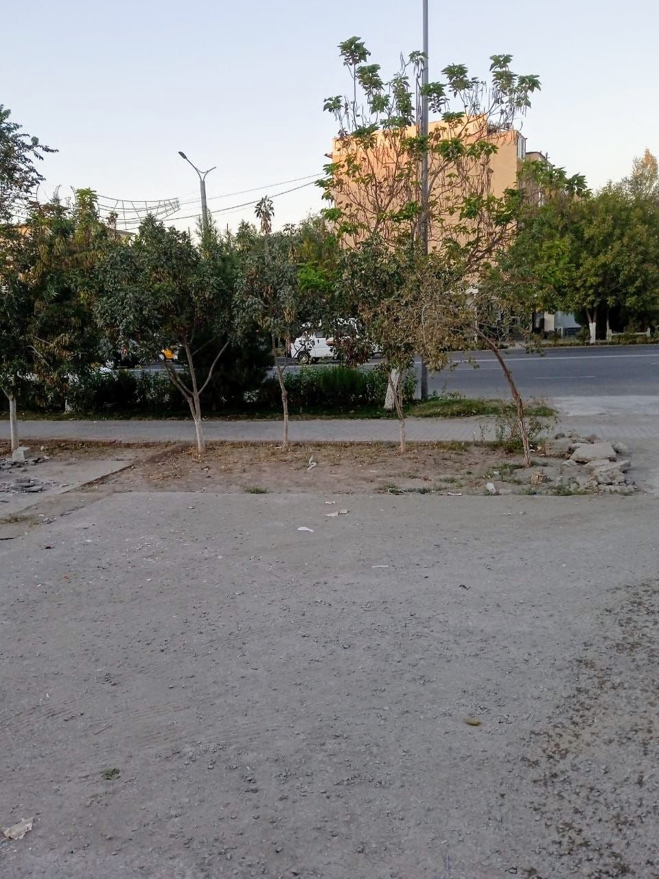 Dukon uchun er maydon ijaraga beriladi