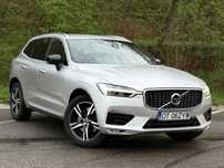 Volvo XC60 R-Design D5 4x4 / camera 360° / Carlig electric / 235cp