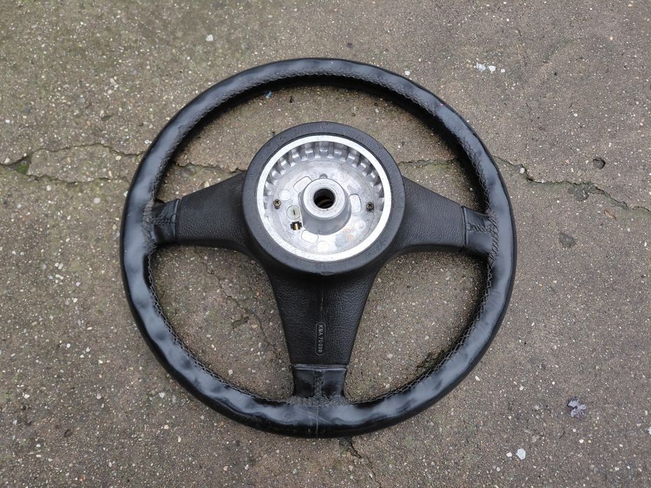 Volan bmw e30 ursulet