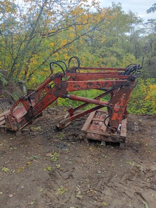 Încarcator tractor 445 sau 640