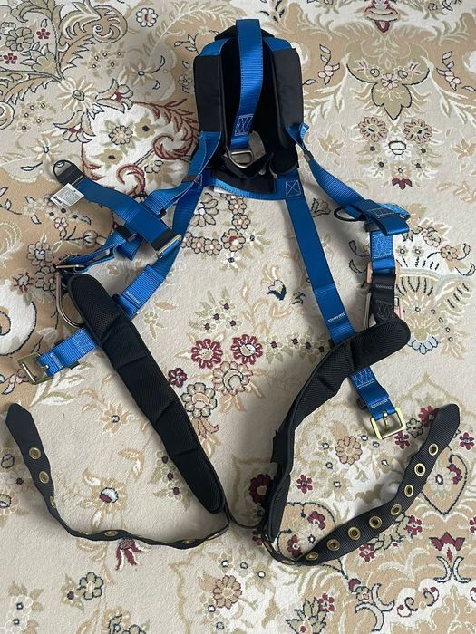 Страховочный пояс