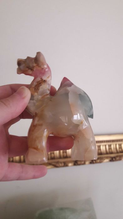 Camila opal jad cristal roz minereu sculptura figurina birou decoratie