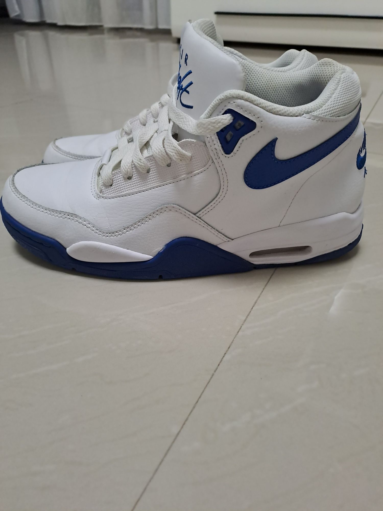 Nike flight legacy