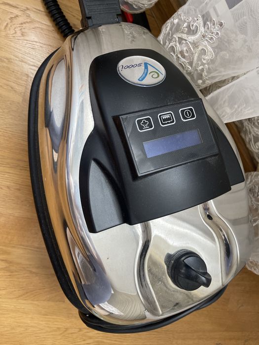 Продам паровой пылесос