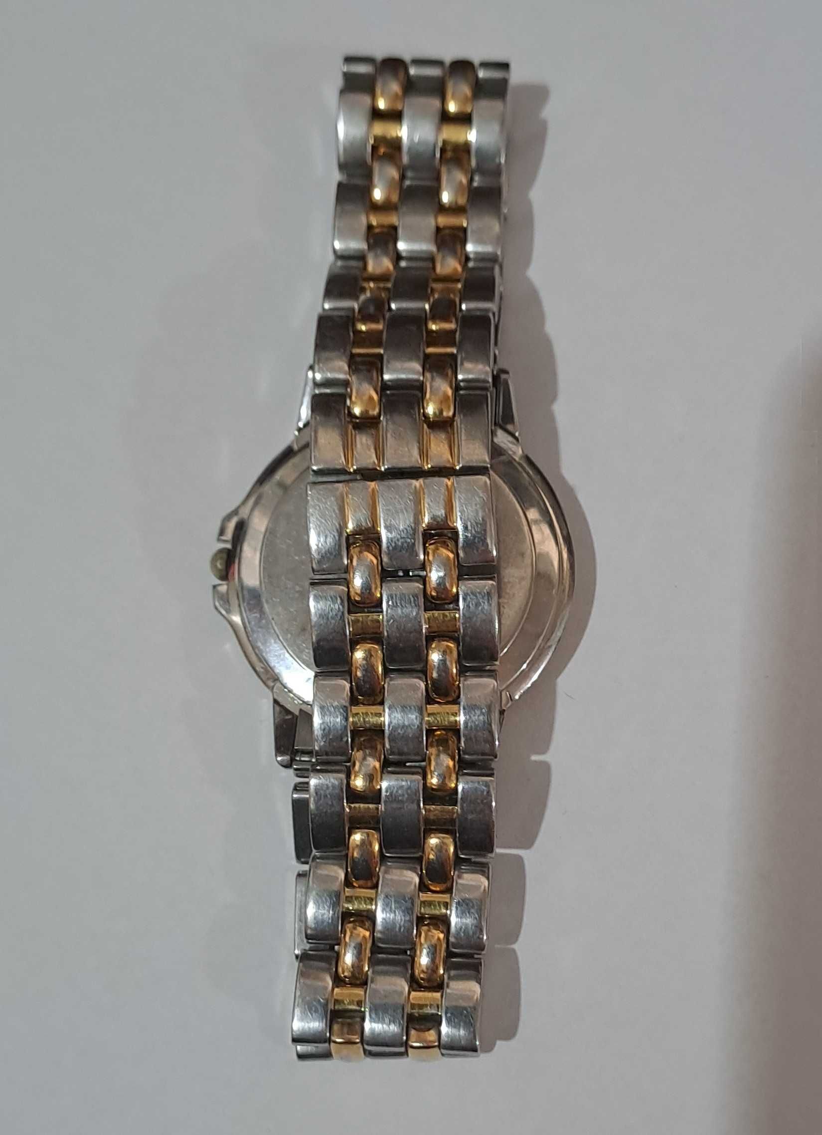 Часовник RAYMOND WEIL Tango