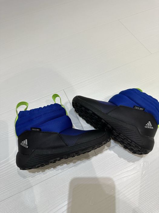 Adidas апрески(ботуши) размер 26