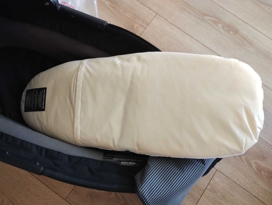 Maxi-Cosi Foldable Carrycot кош за новородено