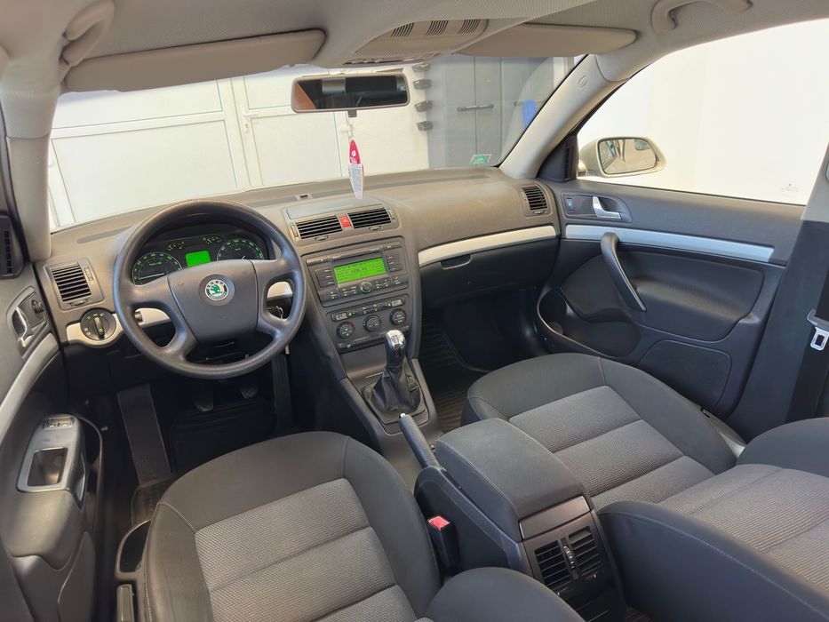 Skoda Octavia II Sedan 2008/08 Climatronic-Incalzire Scaune-Cash\Rate