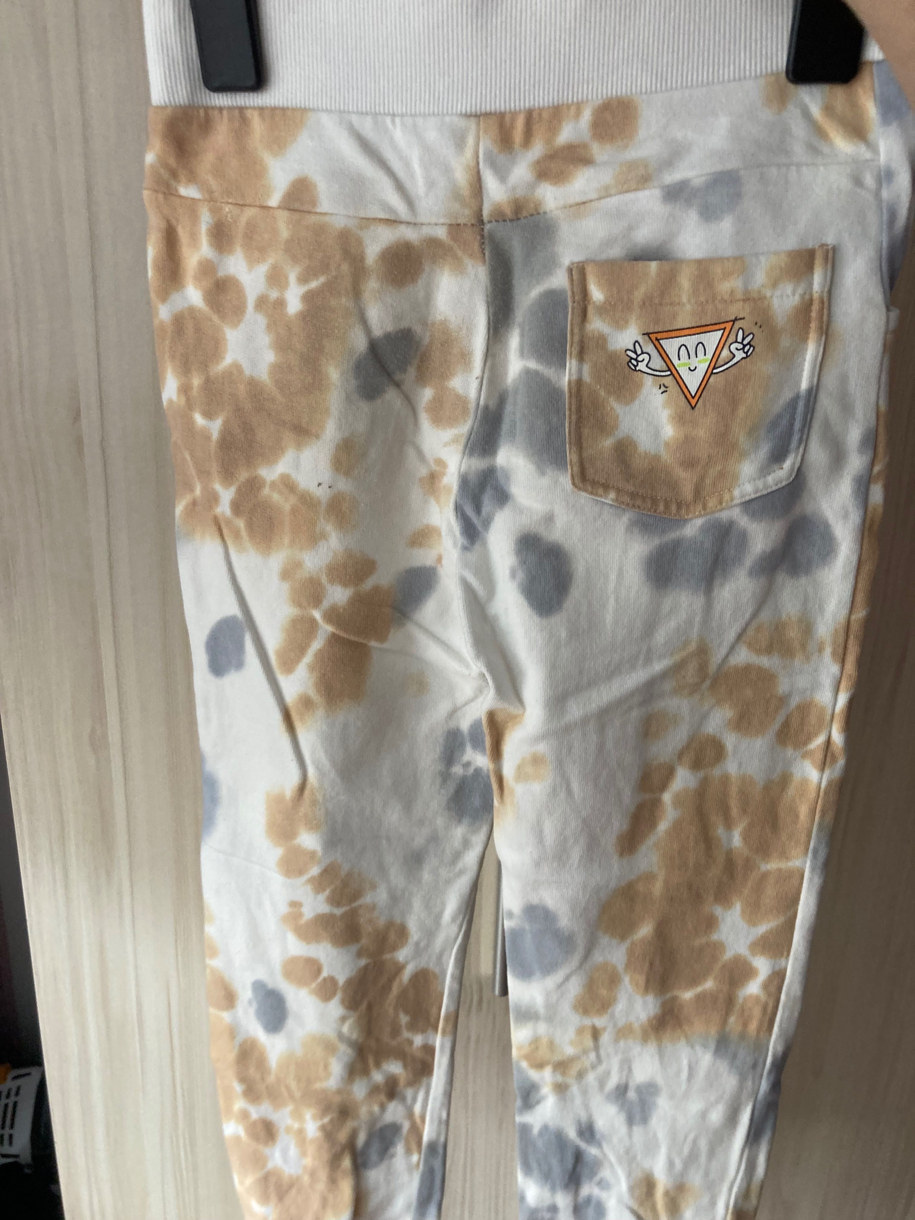Детски  комплект  GUESS  р 110-116