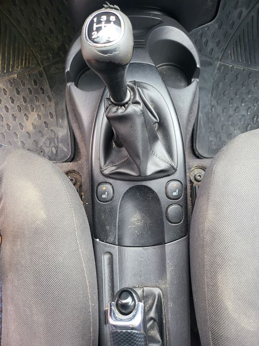 Форд фокус 1.6 бензин НА ЧАСТИ