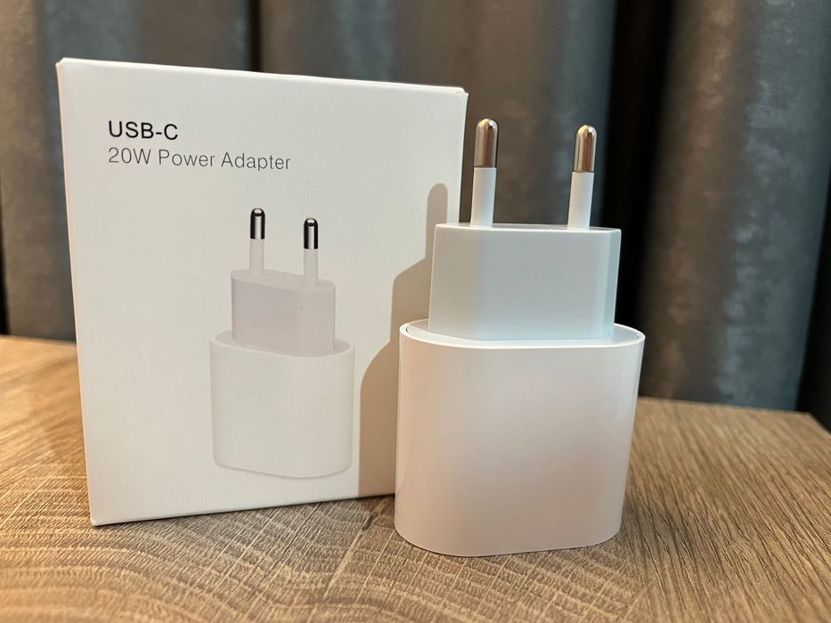 Адаптер за iPhone USB-C 20W Fast Charger
