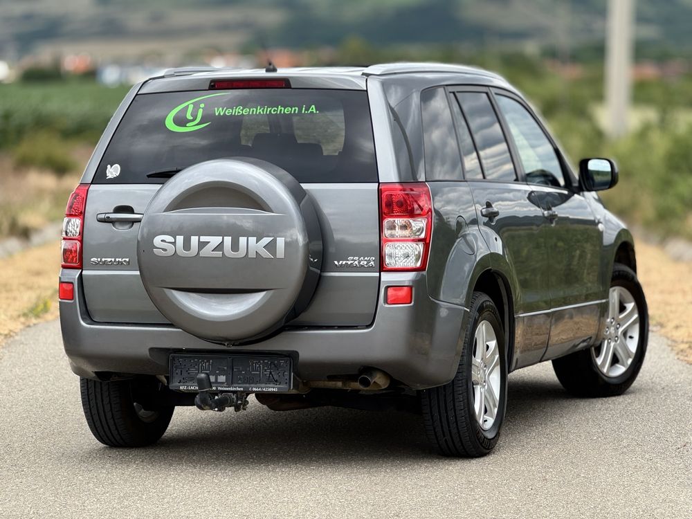 Suzuki grand vitara 1.9 DDIS 129 CP  4WD LIMITED 2009 IMPECABIL