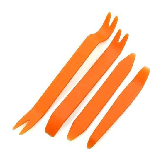 Инструменти за безопасен монтаж/демонтаж на автомобили