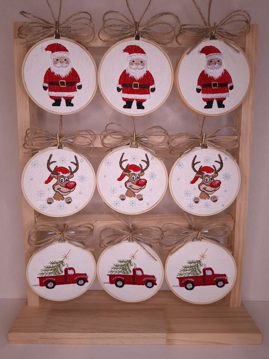 Бродирани коледни играчки за елха