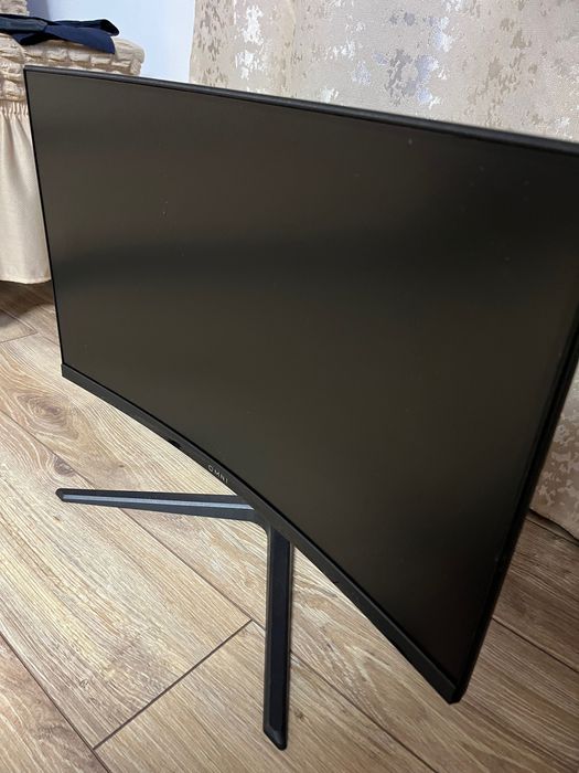 Monitor gaming curbat