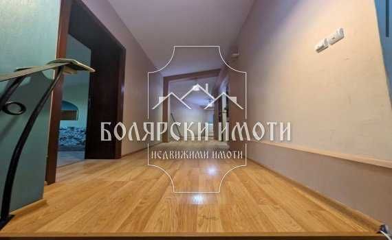 Обзаведен мезонет в гр. Велико Търново