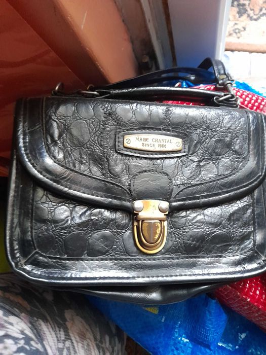 genti  aduse din italia, unele noi nepurtate de firma