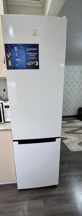 Холодильник в идеальном состоянии