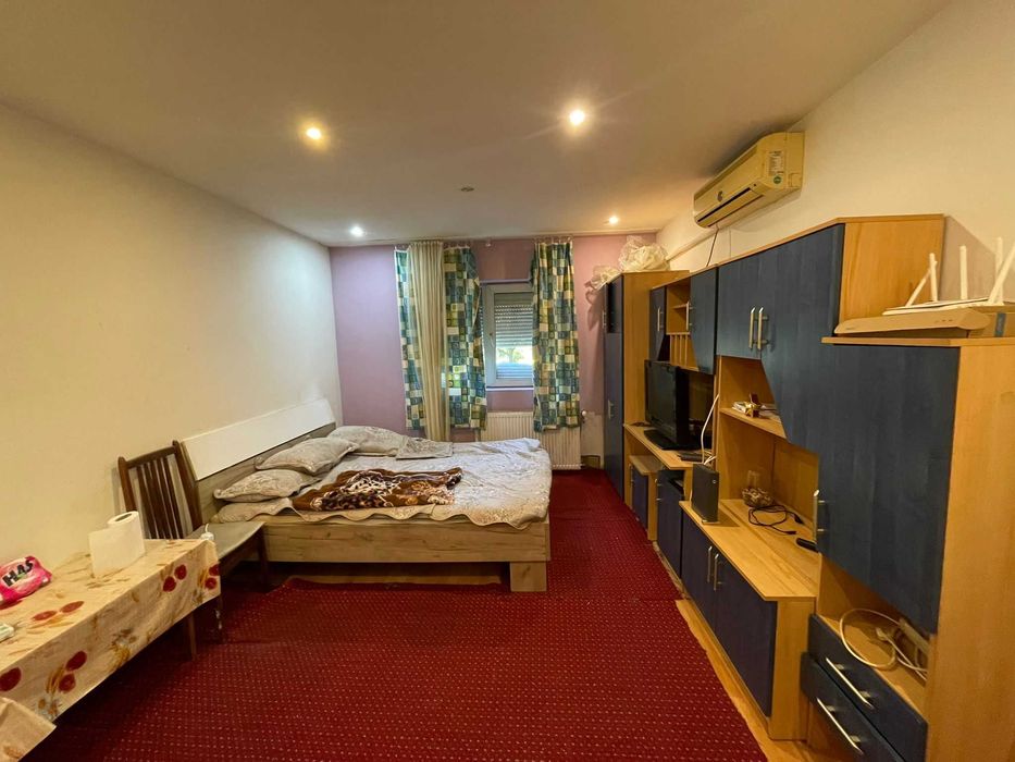 Închiriez garsonieră zona blascovici