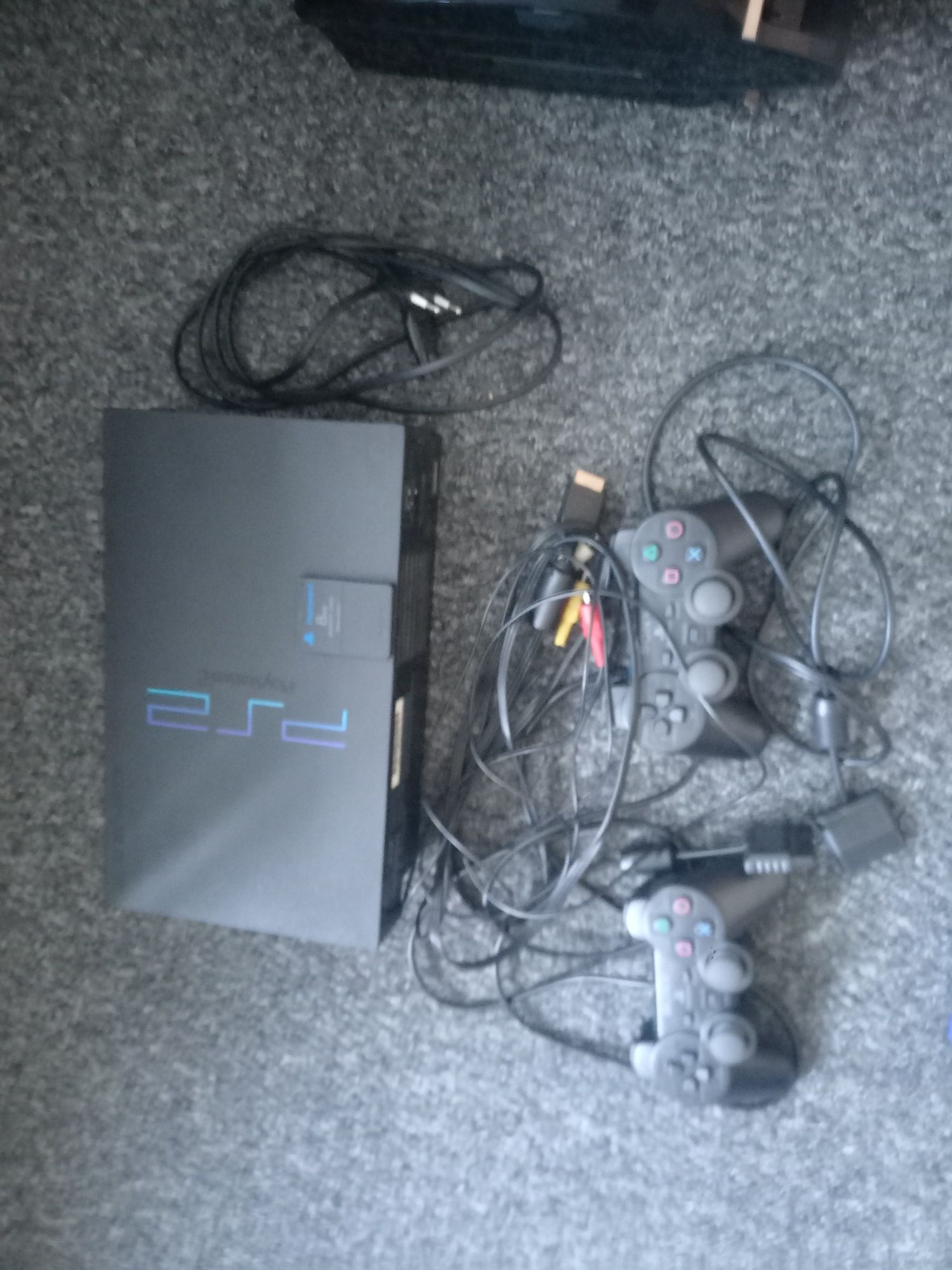 PlayStation 2 + PlayStation 3(без картина) + игри