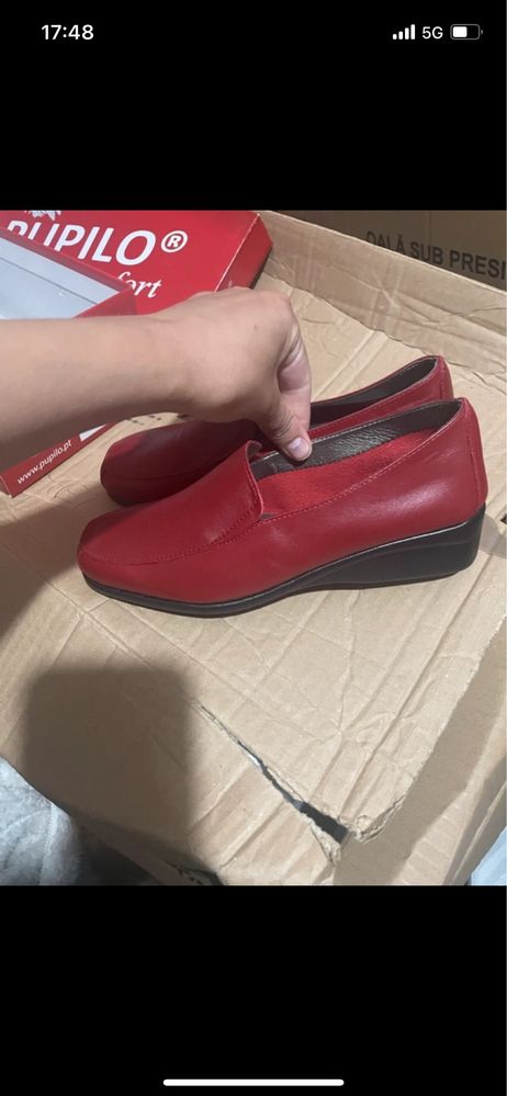 Pantofi de doamne , piele f fina si placuta
