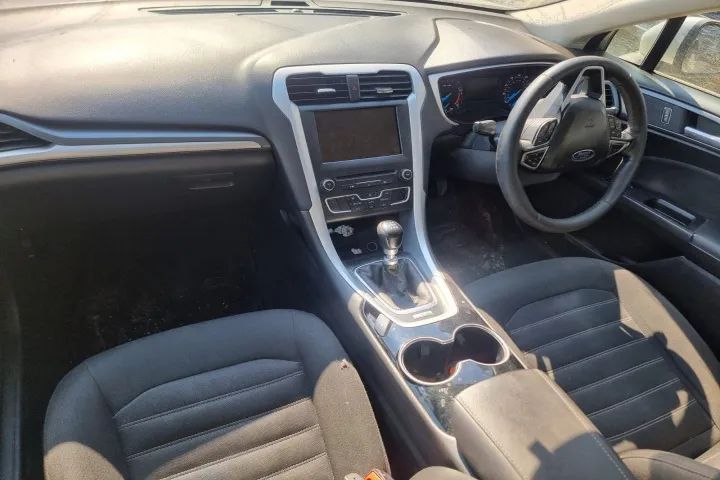lampa tripla stop parasolar stanga dreapta bara spate FATA clapeta acceleratie haion Ford Mondeo mk5 motor 1.6tdci  116cp  dezmembrez