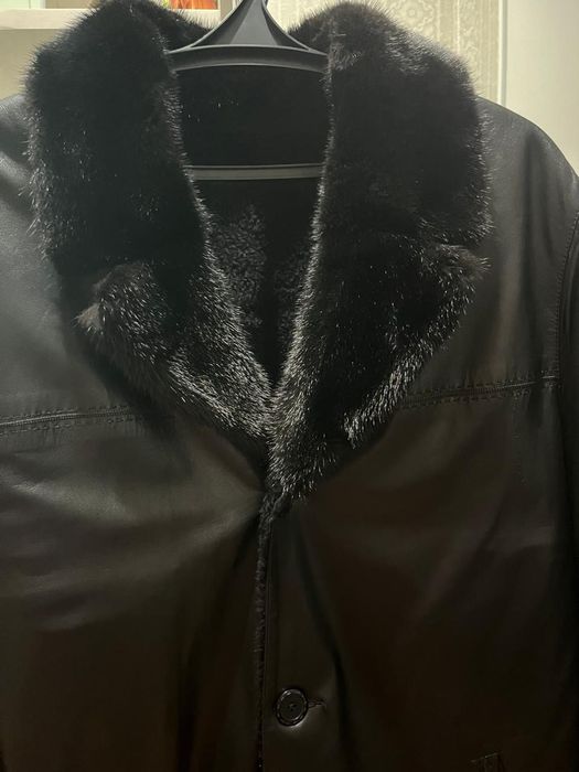 Продам коженную куртку