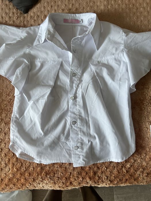 Продам школьную форму в отличном состоянии на девочку