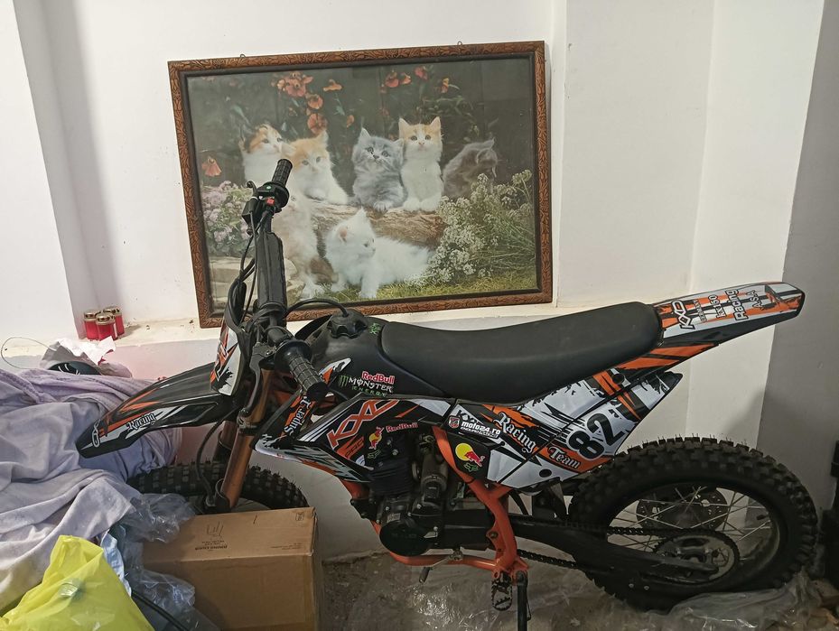 Vand motor cross